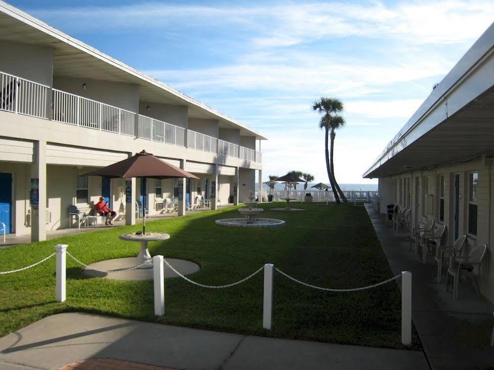 Ocean Court Beachfront Hotel Daytona Beach Bagian luar foto