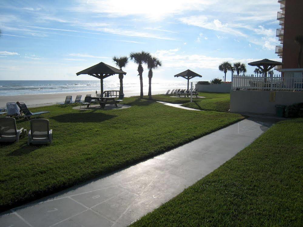 Ocean Court Beachfront Hotel Daytona Beach Bagian luar foto