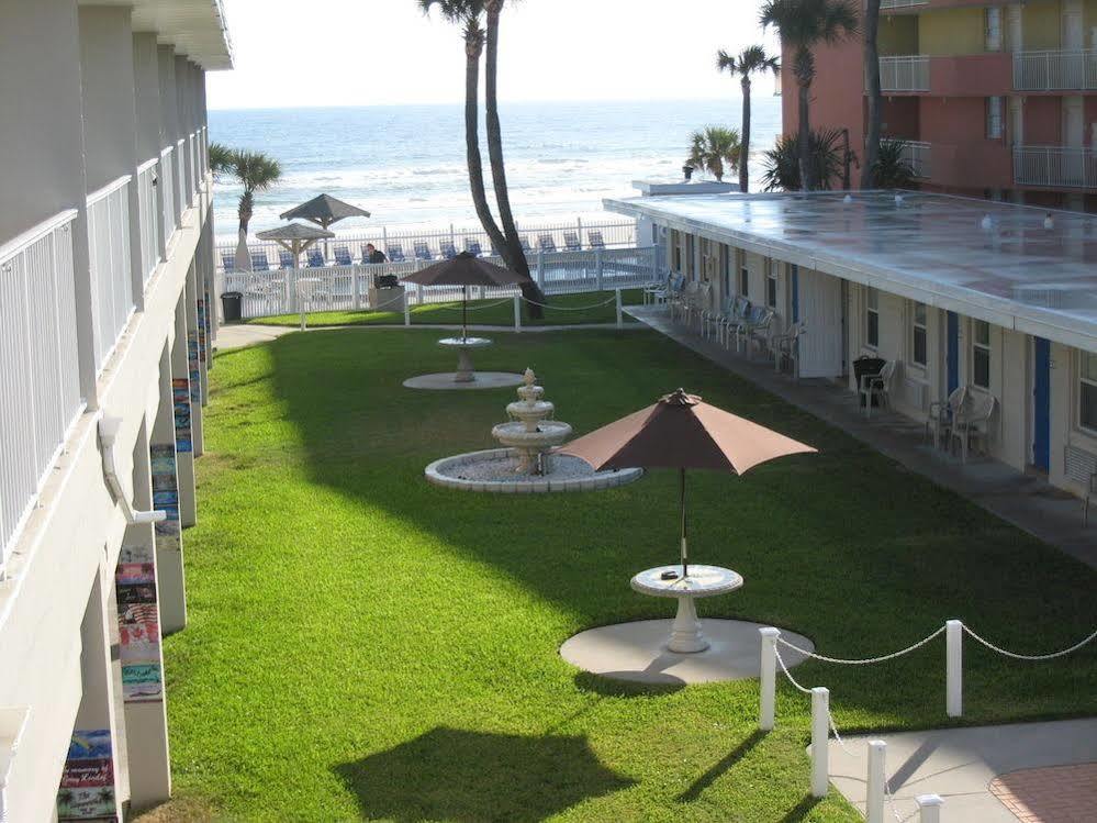 Ocean Court Beachfront Hotel Daytona Beach Bagian luar foto
